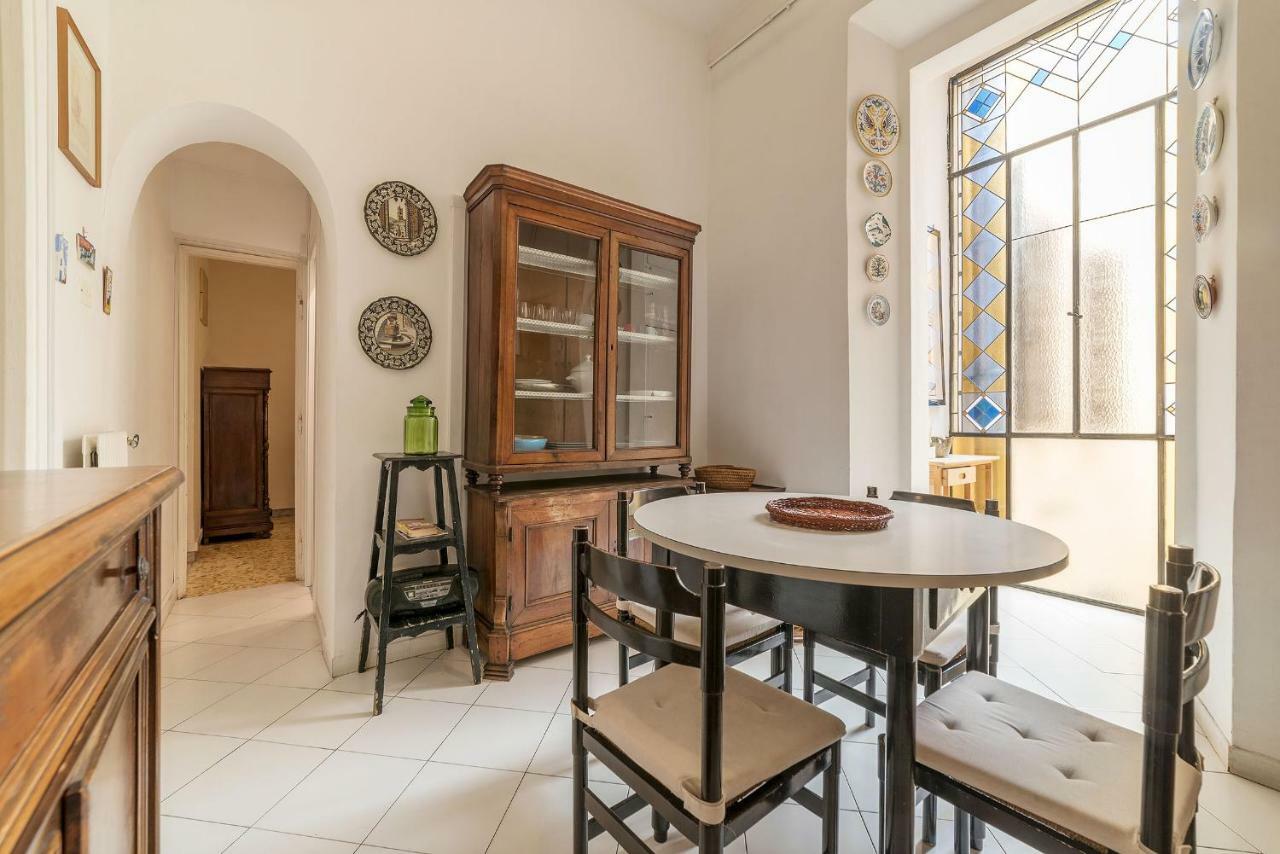 Colosseo Cozy Apartment Рим Екстериор снимка