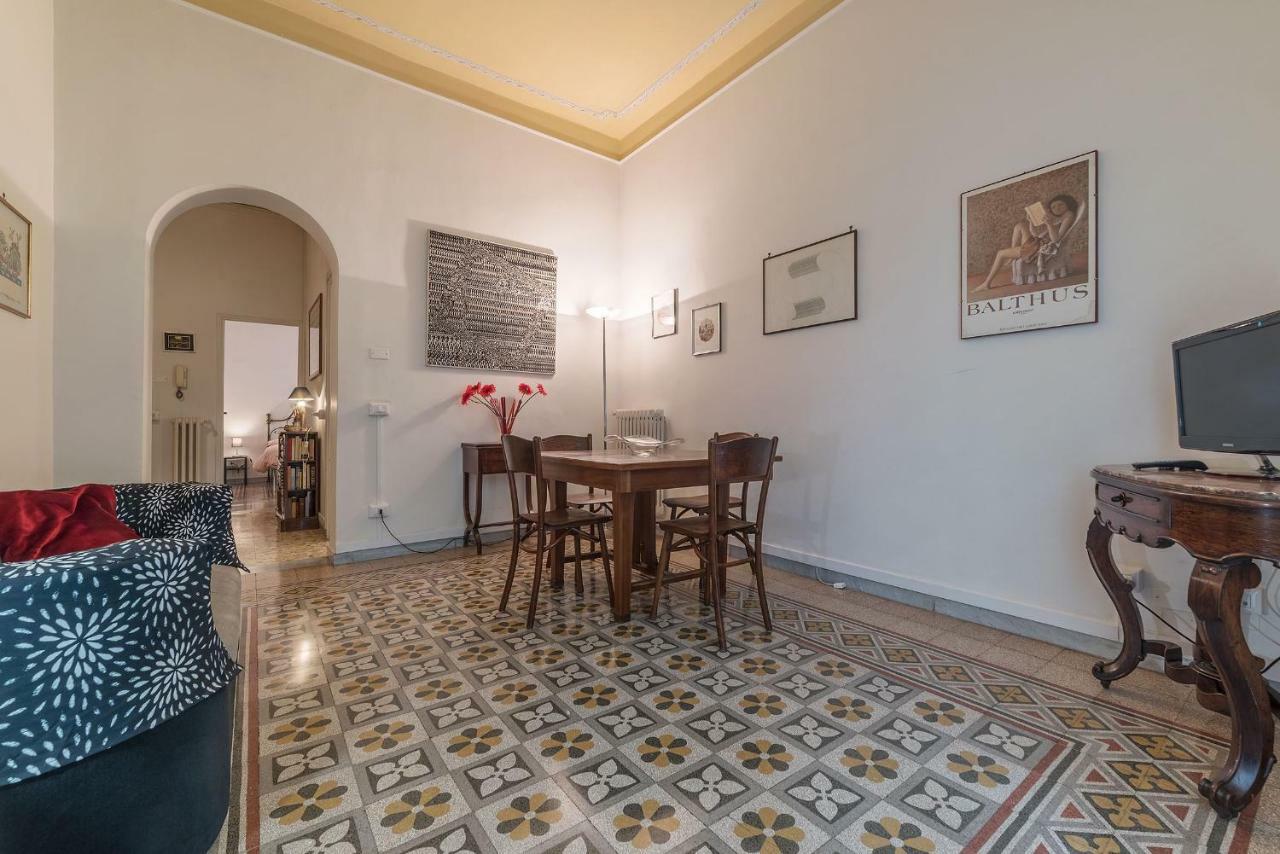 Colosseo Cozy Apartment Рим Екстериор снимка